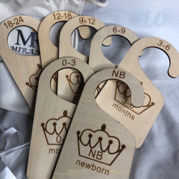 NEW Wooden Nursery Baby Closet Dividers Organizer Set of 7 NB-24 Months - Picture 3 of 9